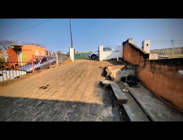 3 BEDROOM SIMPLEX FOR SALE IN WESTHAM